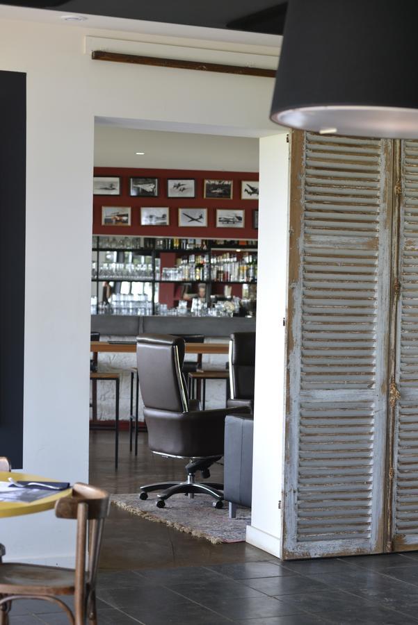 Logis Hotel & Restaurant De L'Aerodrome De La Baie De Somme Buigny-Saint-Maclou Экстерьер фото